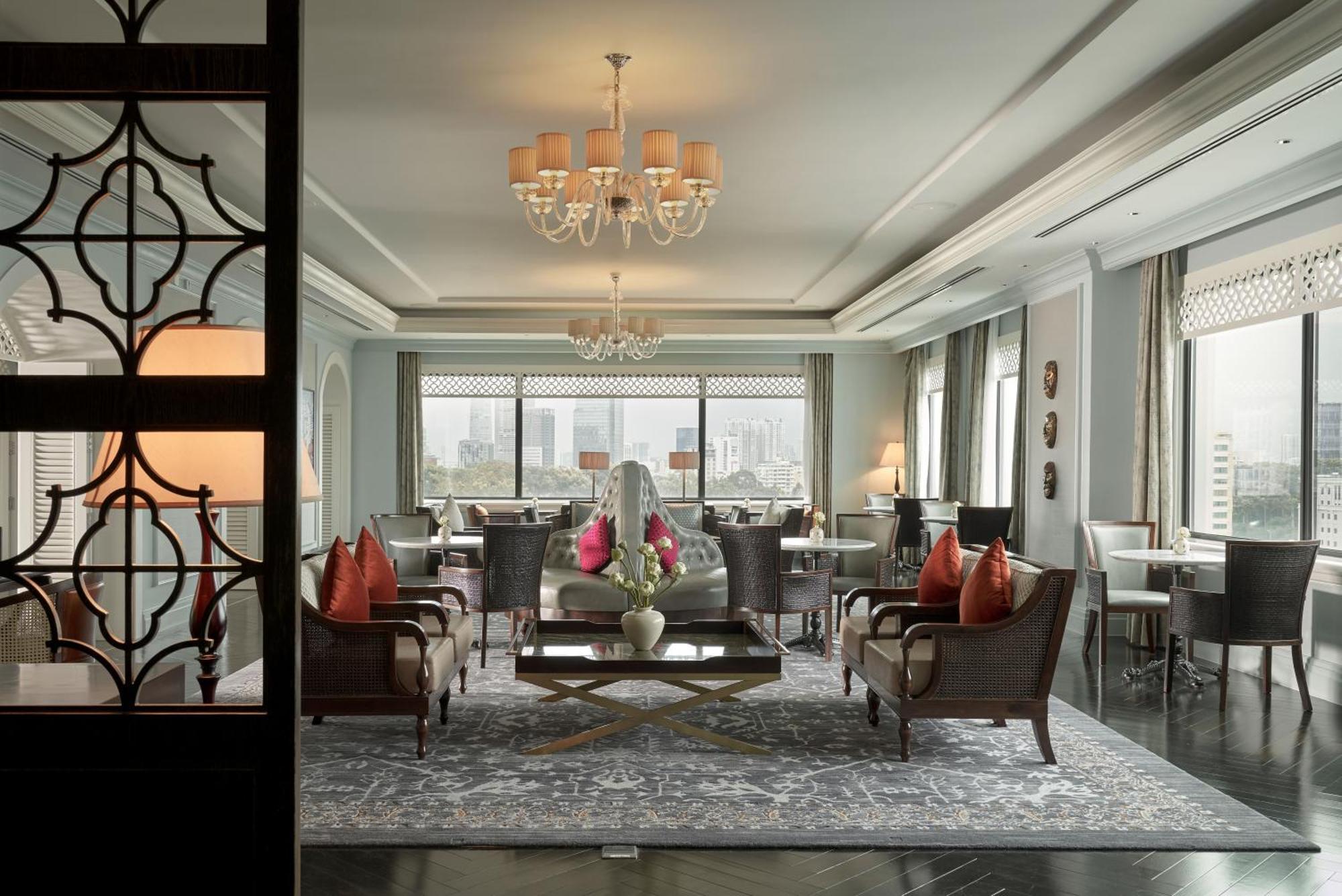 Mai House Saigon Hotel Cidade de Ho Chi Minh Exterior foto The living room of a Presidential Suite at The St. Regis Beijing